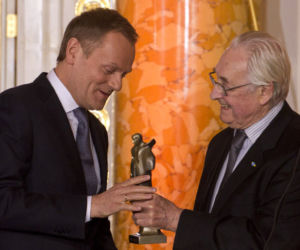 Donald Tusk laureatem Wiktora