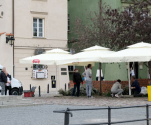 Warszawa luzuje obostrzenia
