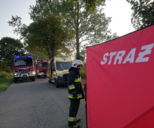 Śmiertelny wypadek auta z przyczepą kempingową w powiecie braniewskim. Nie żyje 35-latek