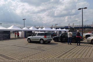 Największy w Polsce samochodowy punkt szczepień powstał na Stadionie Wrocław