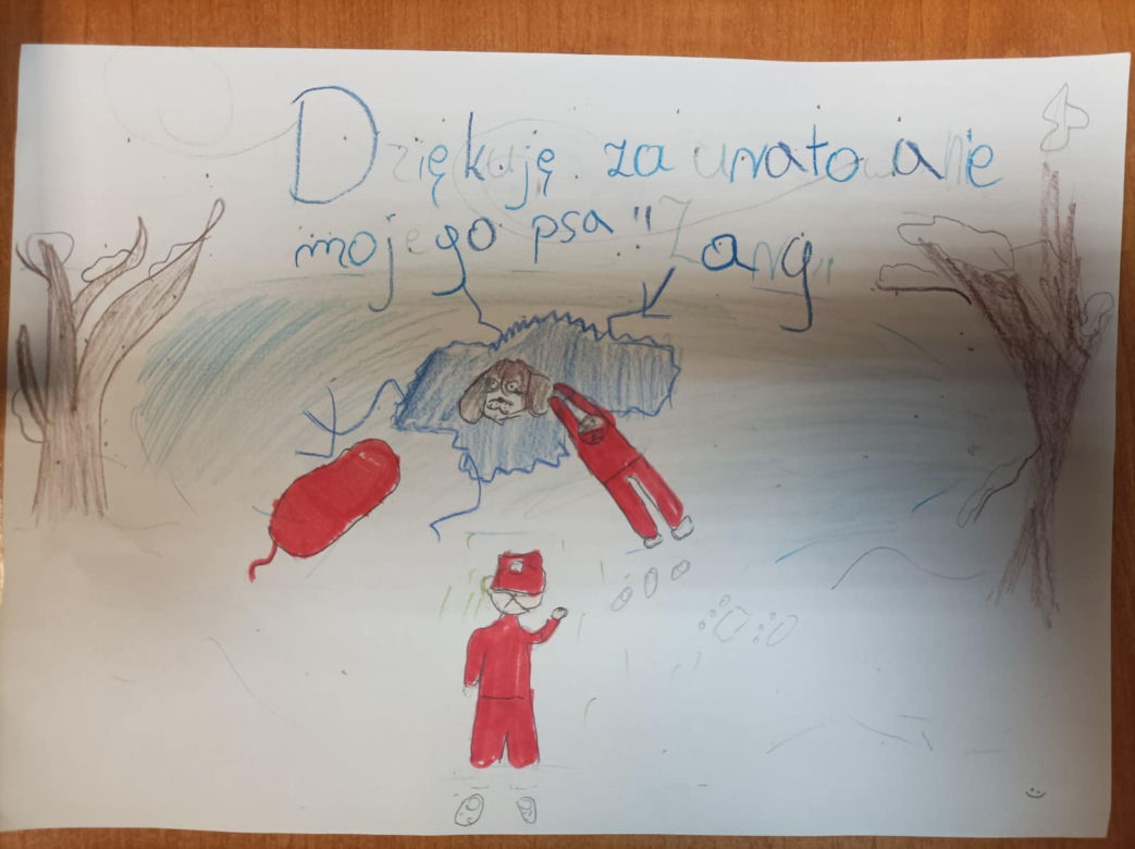 Dzieci dziękują strażakom za uratowanie psa [GALERIA]