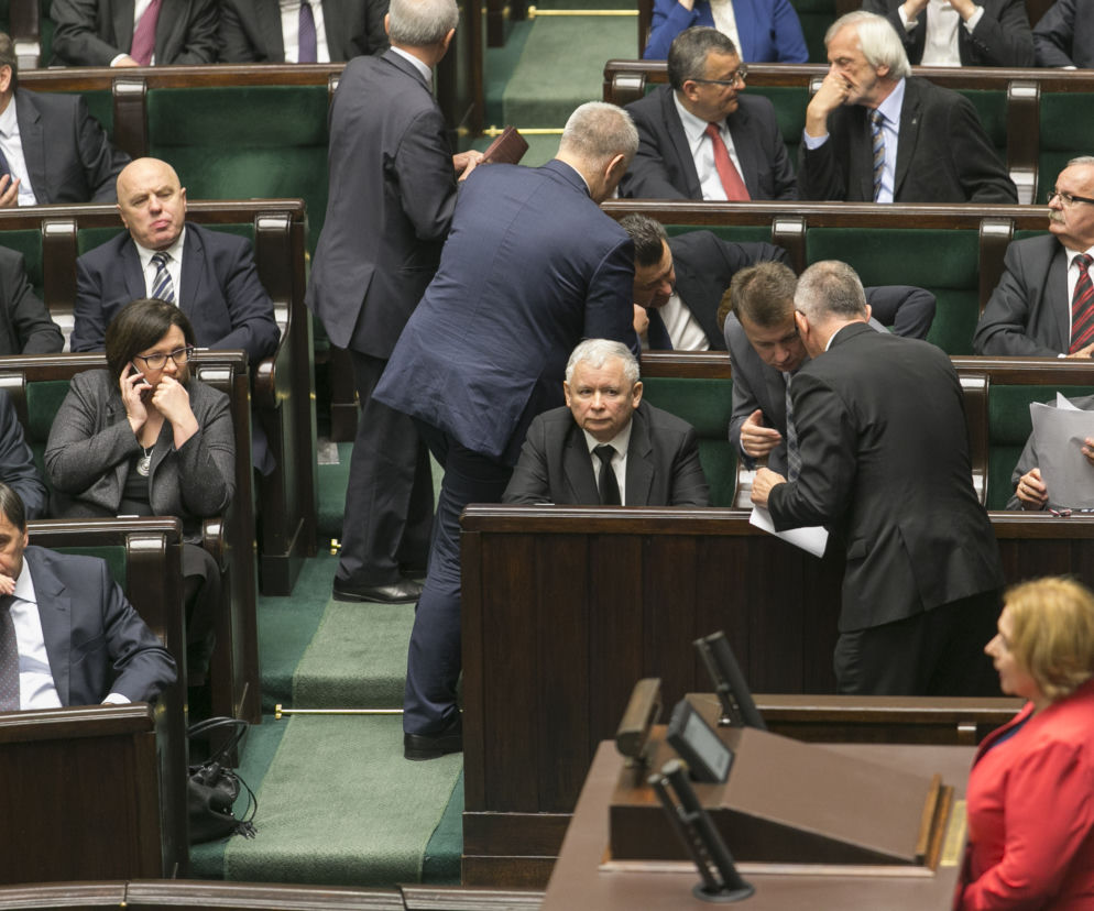 POLSCY POSŁOWIE ZARABIAJĄ NAJLEPIEJ W EUROPIE.
