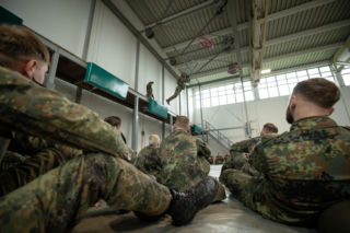 Nowa służba wojskowa w Niemczech zawodzi? Młodzi nie chcą wypełniać ankiet dla Bundeswehry