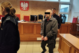 Oskarżeni o śmiertelne pobicie pod Wawelem stanęli przed sądem