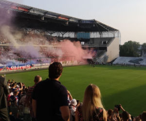 Tak kibice przywitali Łukasza Podolskiego w Górniku Zabrze. Szaleństwo na stadionie [ZDJĘCIA]
