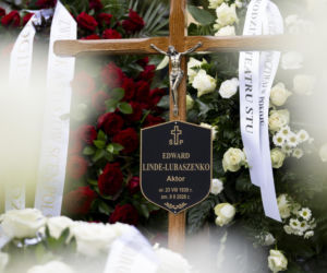 Tak teraz wygląda grób Edwarda Linde-Lubaszenki