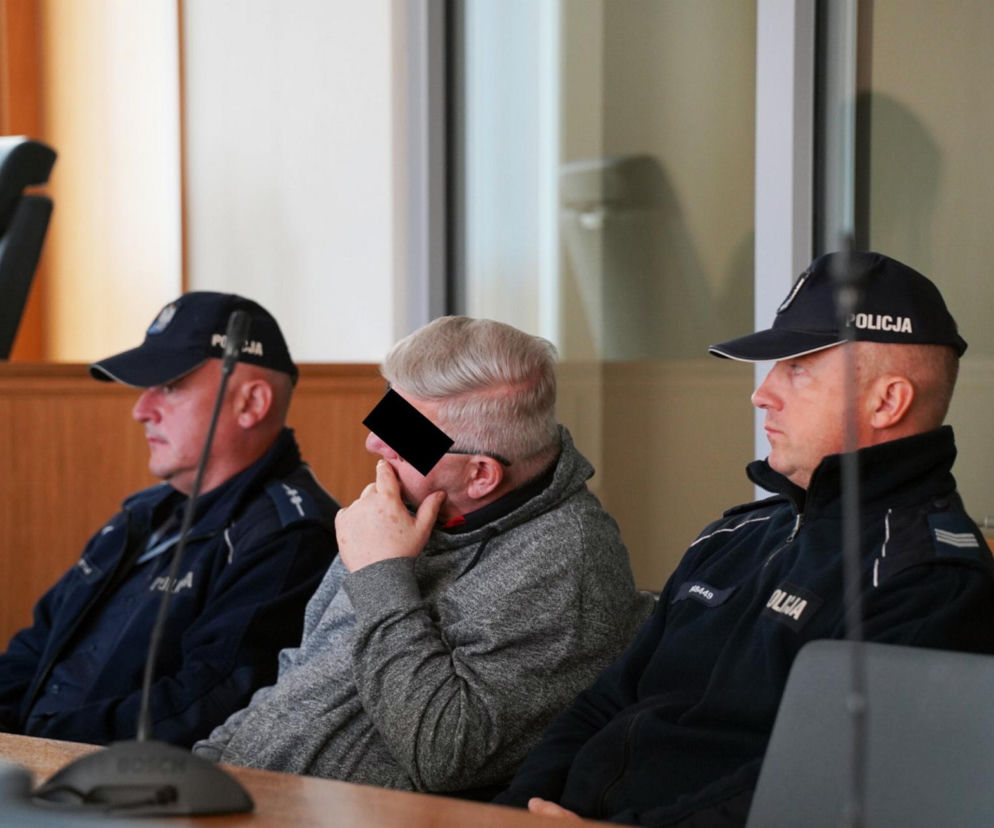 Przed radomskim sądem rozpoczął się proces byłego proboszcza, który miał zabić bezdomnego.  