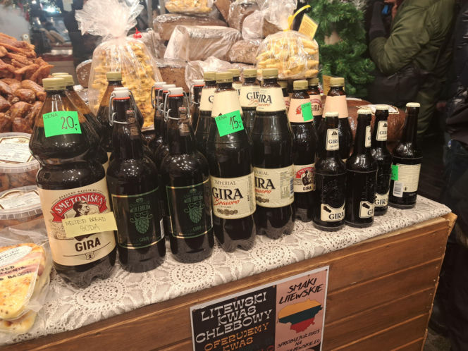 Jarmark Bożonarodzeniowy 2025 na Rynku Głównym w Krakowie. Jedzenie drogie jak nigdy