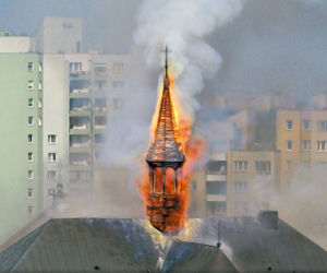 Świątynia w ogniu