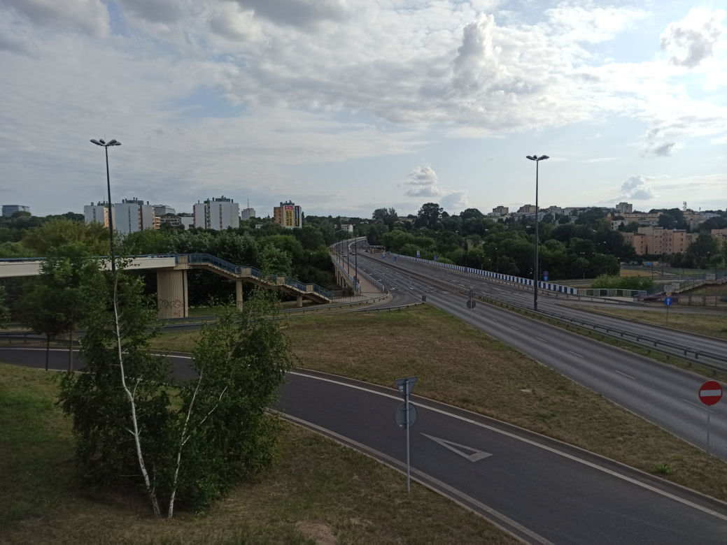 Rowerzyści z nowej ścieżki trafią... na schody