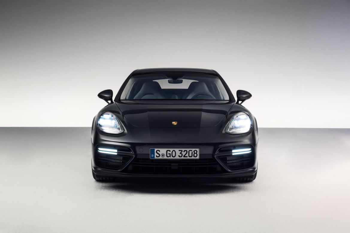 2017 Porsche Panamera