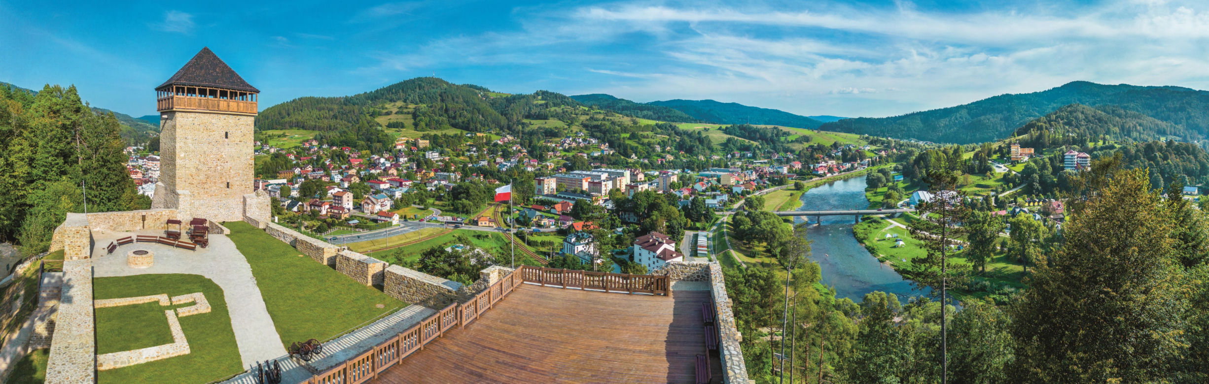 Zamek w Muszynie – panorama z zamkiem i miastem