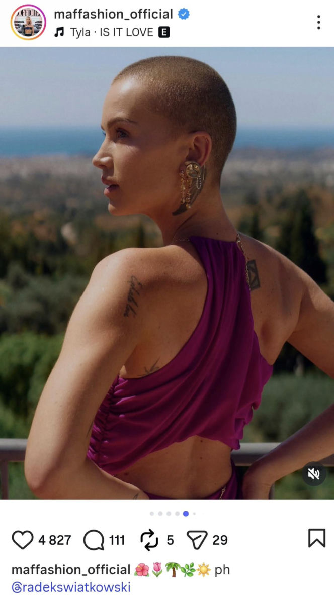 Maffashion pokazała sesję w letniej sukience. Ten kolor to prawdziwy hit tego lata