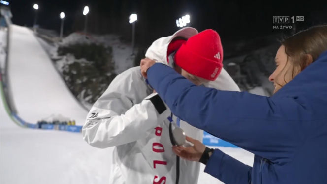 Kacper Tomasiak odebrał medal IO