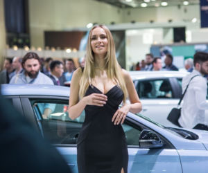 Piękne hostessy na targach Fleet Market 2017