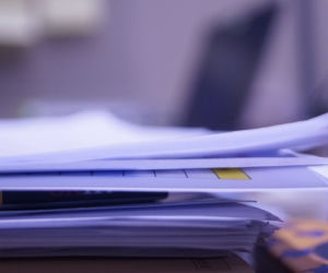 Pracownicy administracyjni i biurowi