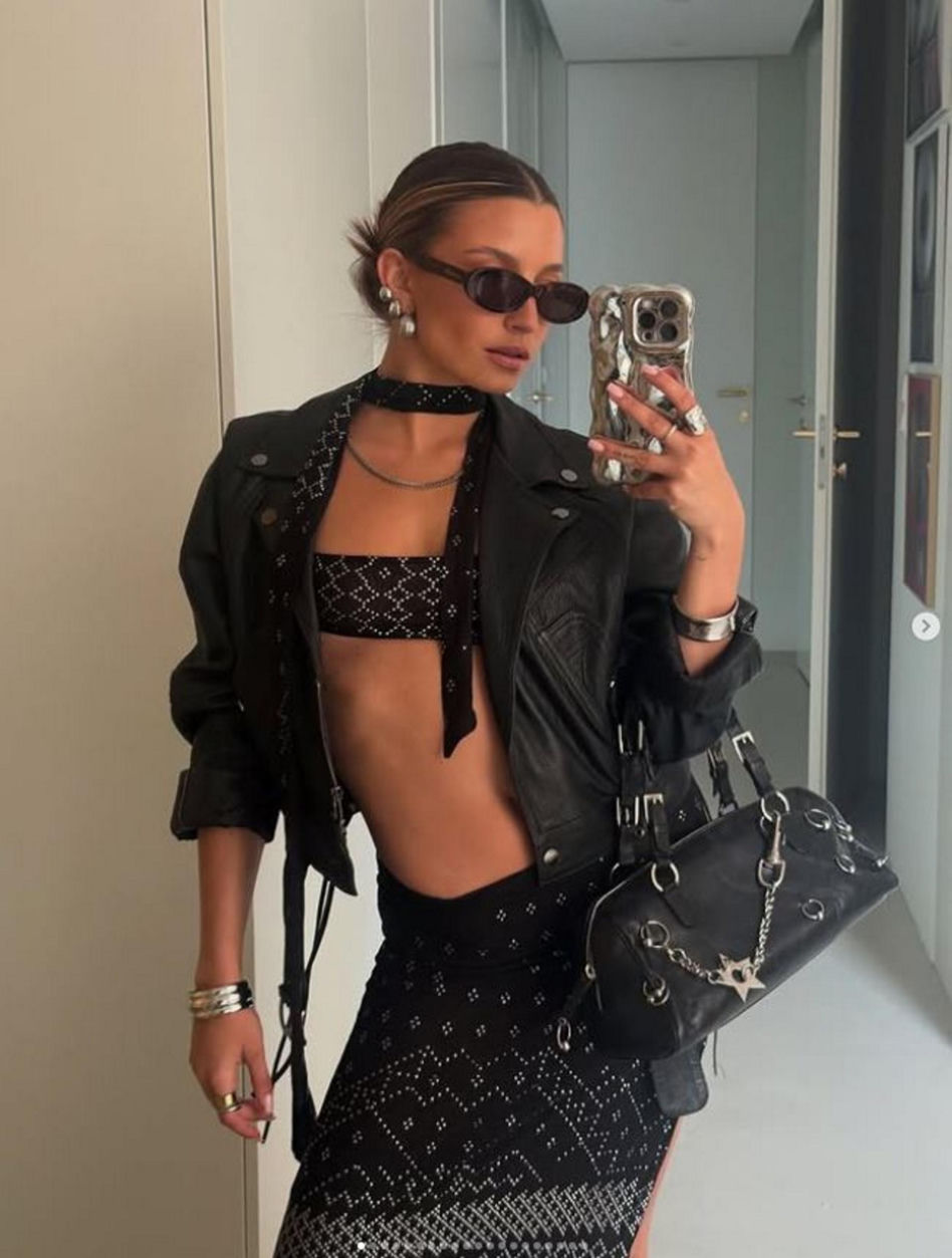 Julia Wieniawa chwali się torbą za 140 tys.zł