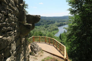  Niesamowity widok na Bieszczady! Platforma na górze Sobień odnowiona [GALERIA] 