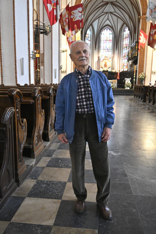 Warszawa żegna papieża Franciszka. Poruszające wpisy w Archikatedrze 