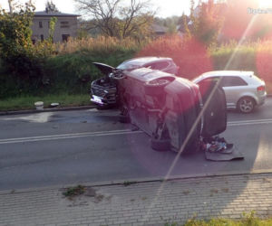 Kraksa w Rybniku. BMW skasowało dwie osobówki