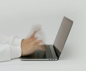 Te maile to oszustwo. Uważajcie!