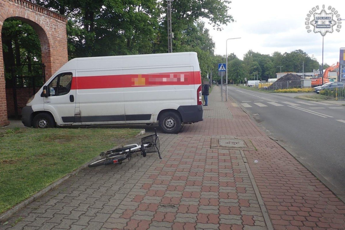 Kierujący samochodem dostawczym potrącił rowerzystkę