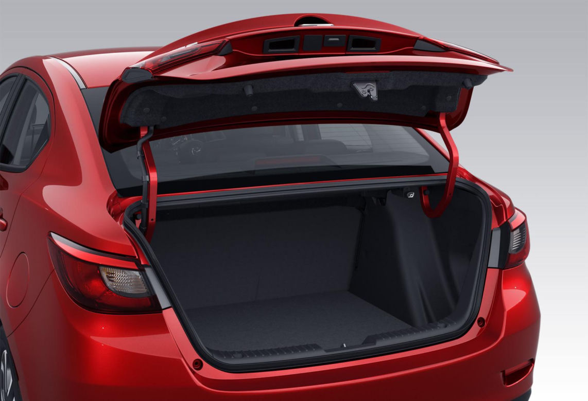Mazda 2 Sedan 2015