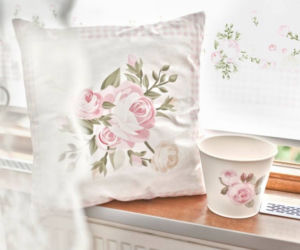 Okno w stylu shabby chic