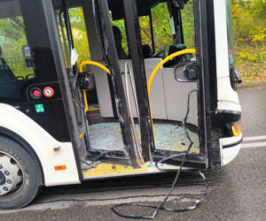 Wypadek z udziałem autobusu w Starachowicach. Kierowca busa na podwójnym gazie!