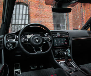 Volkswagen Golf 2.0 TSI GTI Performance 245 KM