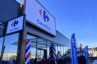 Carrefour w rękach państwa? Minister rolnictwa rekomenduje przejęcie sieci. MAP i Carrefour reagują