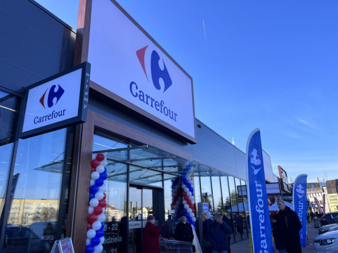 Tłumy gorzowian pojawiły się na otwarciu hipermarketu Carrefour w pasażu handlowym S1
