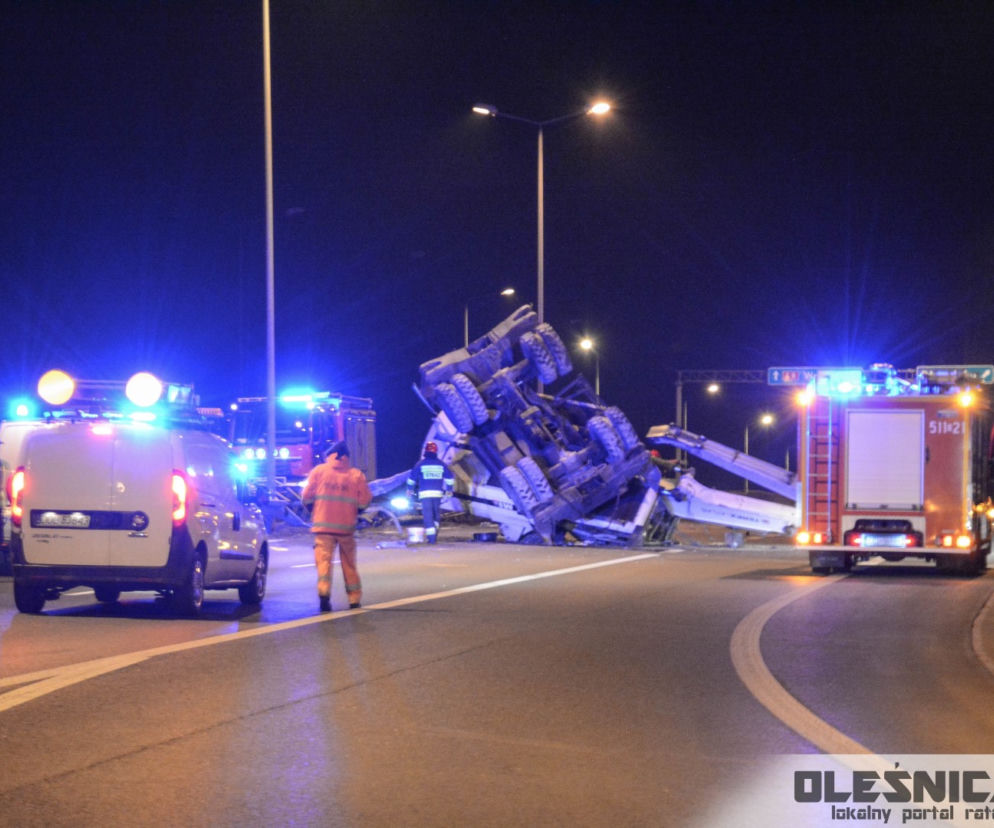 Wypadek na S8 pod Oleśnicą