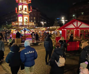 Magia Świąt w Szczecinie. Jarmark Bożonarodzeniowy w centrum miasta już otwarty! 