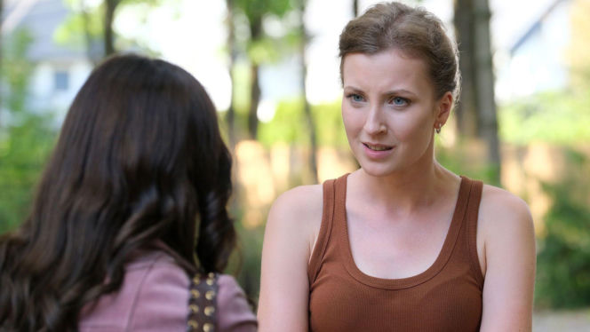 M jak miłość odc. 1902. Natalka (Dominika Suchecka), Paula (Marcelina Kieres)