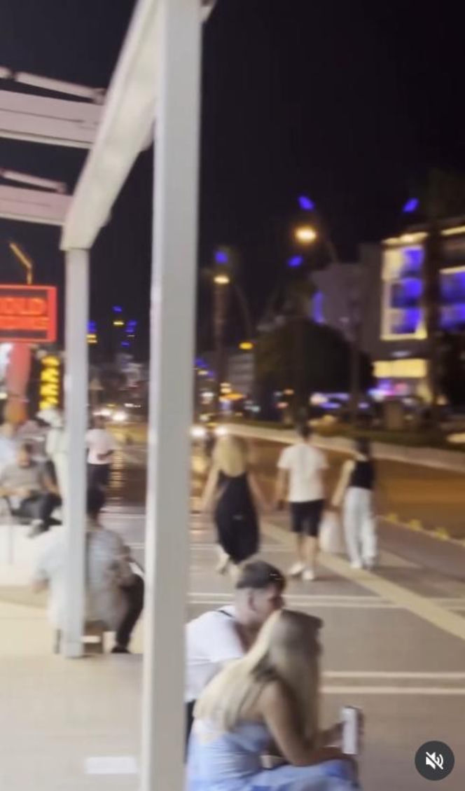 Ciężarna ukochana Hakiela miała w Turcji wypadek! Wjechała w nią laweta