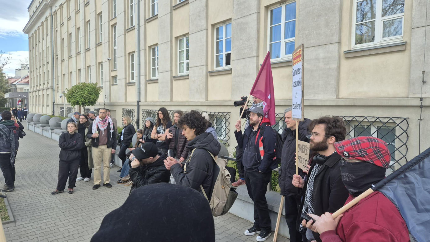Protest pod ambasadą Izraela w Warszawie (30.04.2026)