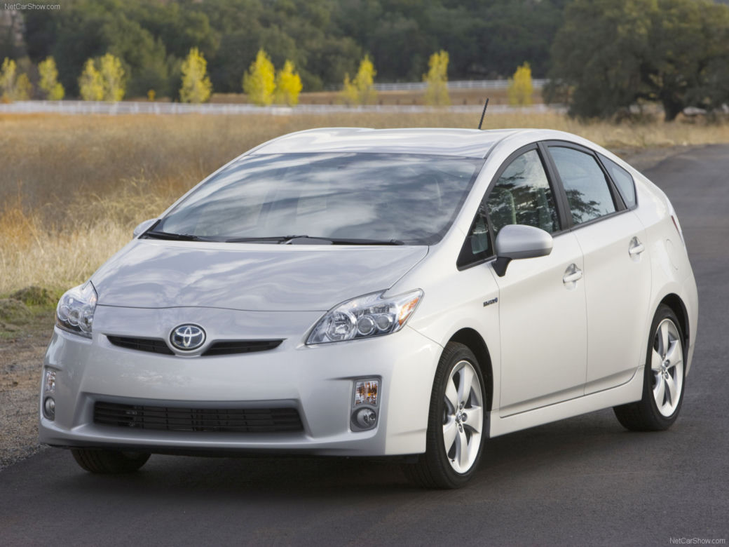Toyota Prius Sol hatchback, model 2011