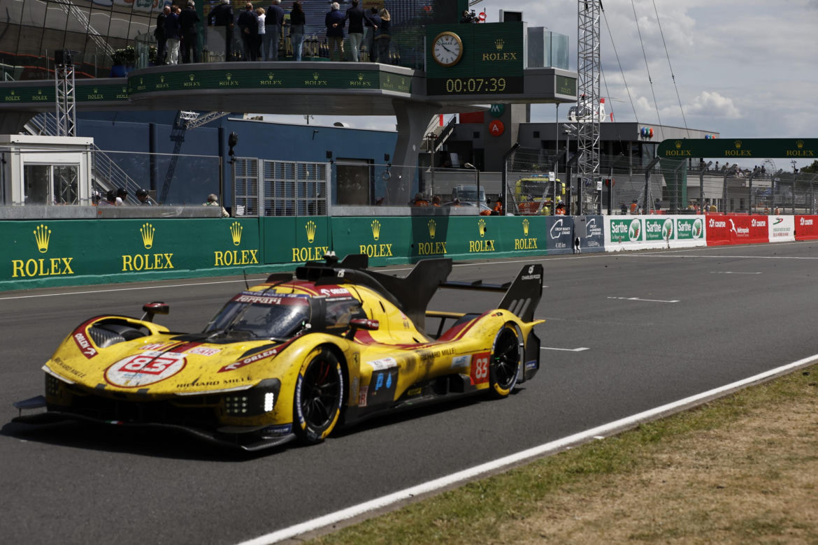 Taki zegarek dostał Robert Kubica za wygranie Le Mans