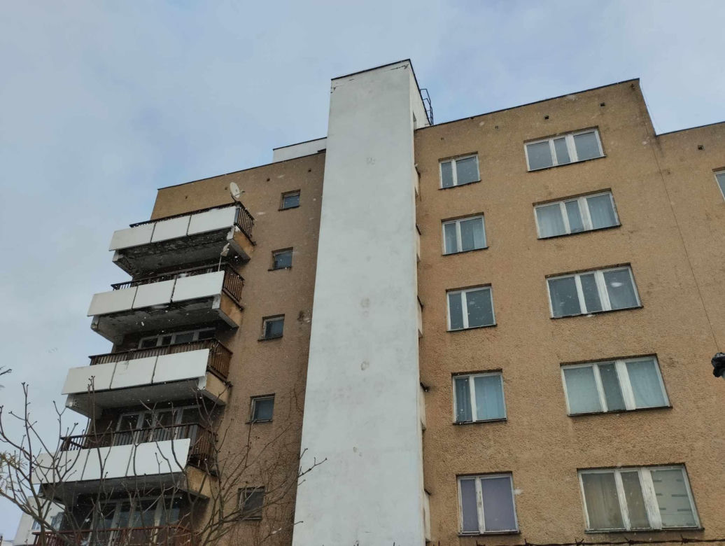 Bobrowiecka 2b - rosyjski blok mieszkalny w Warszawie
