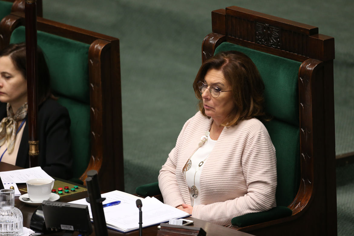 Wielogodzinne debaty nad zrównoważonym budżetem bywają męczące. Puste ławy sejmowe