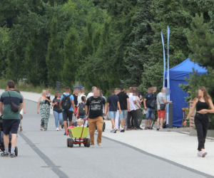 Warszawa szczepi. Oblężenie punktu w zoo 