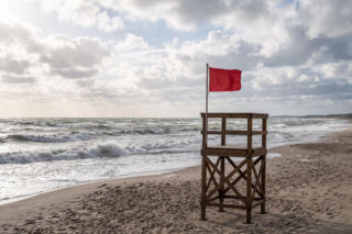 Sinice Władysławowo. Czy we Władysławowie można się kąpać 13.07? Flaga, warunki pogodowe