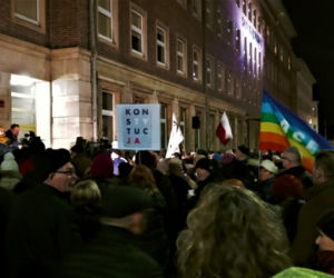 Manifestacja w obronie sądownictwa w Szczecinie
