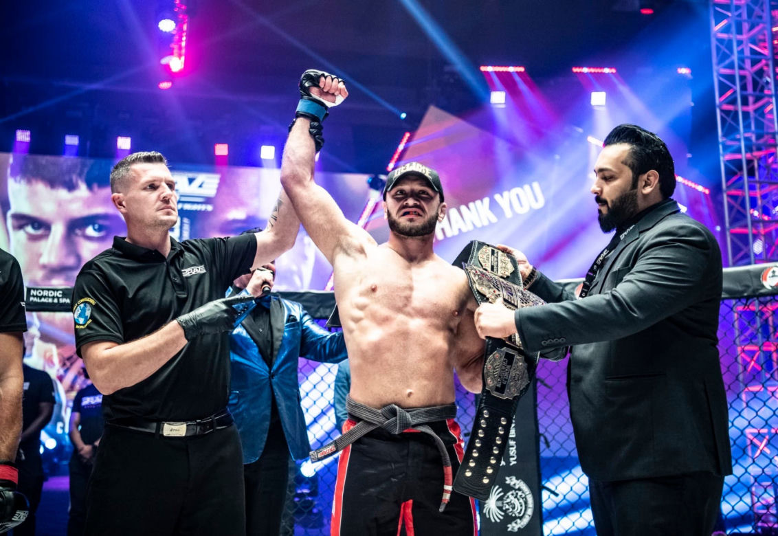 Łodzianin mistrzem świata! Marcin Bandel buduje swoją markę w MMA