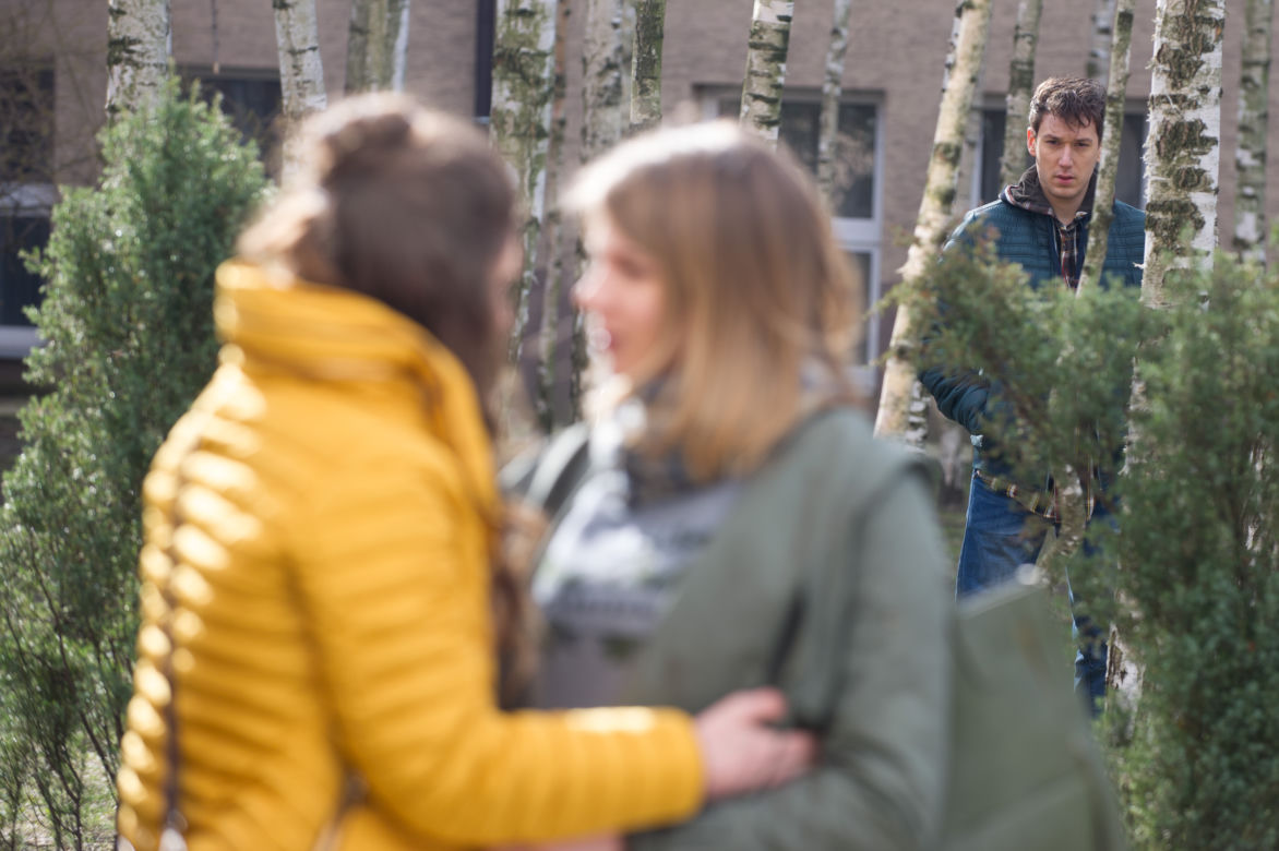 Na Wspólnej 2310, Ola (Marta Wierzbicka), Klaudia (Julia Trembecka), Błażej (Jakub Świderski)