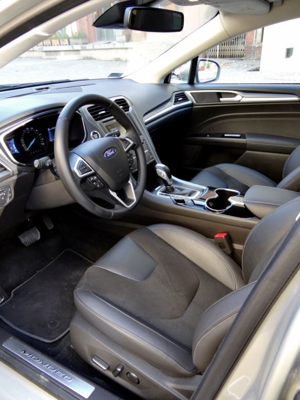 Ford Mondeo 2.0 Hybrid eCVT Titanium