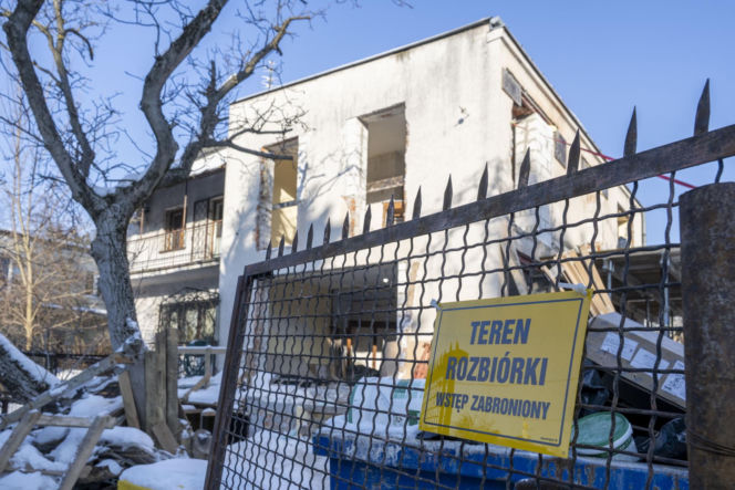 Niekończący się remont sąsiadów Kaczyńskiego