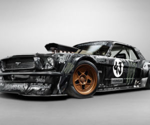 Ford Mustang Kena Blocka