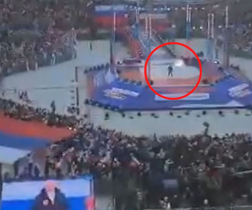 Putin przemawiał do rodaków... Z KLATKI! W rosyjskiej telewizji tego nie zobaczysz [WIDEO] 
